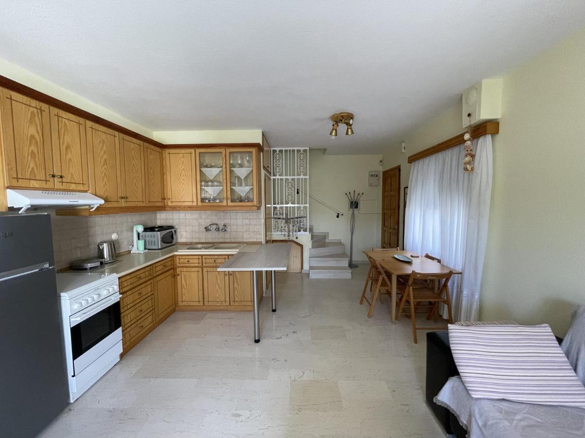Maisonette By The Sea Keremetli Dış mekan fotoğraf